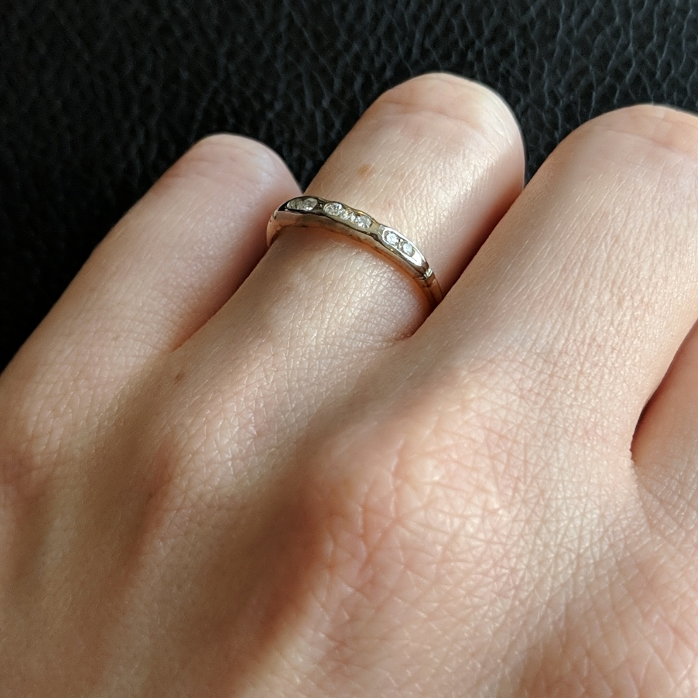 💘SALE💝 vintage 14k gold diamond wedding band